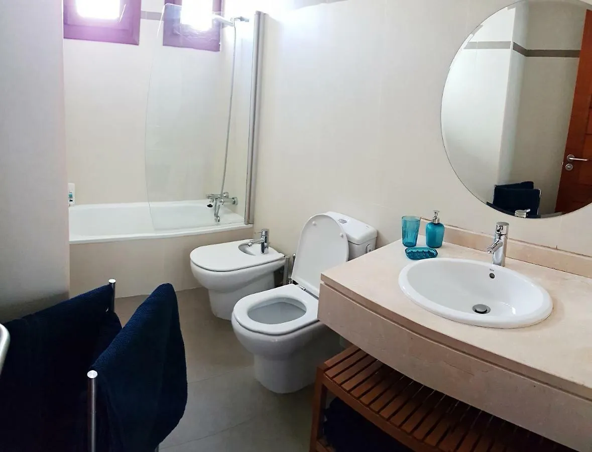 Comfy Duplex In Puerto Calero Apartamento