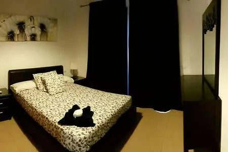 Comfy Duplex In Puerto Calero Apartamento
