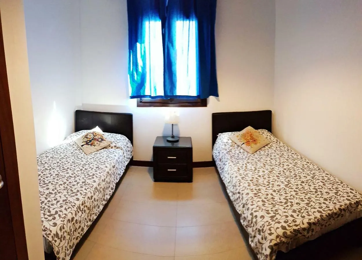 Comfy Duplex In Puerto Calero Apartamento